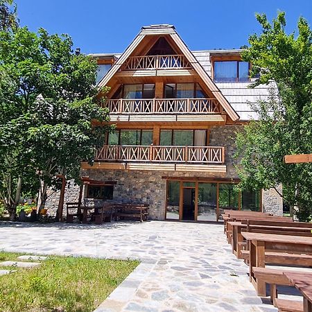 Neokulla Hotel - By Kol Gjoni 瓦勒博内 外观 照片
