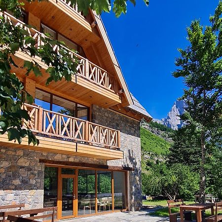 Neokulla Hotel - By Kol Gjoni 瓦勒博内 外观 照片